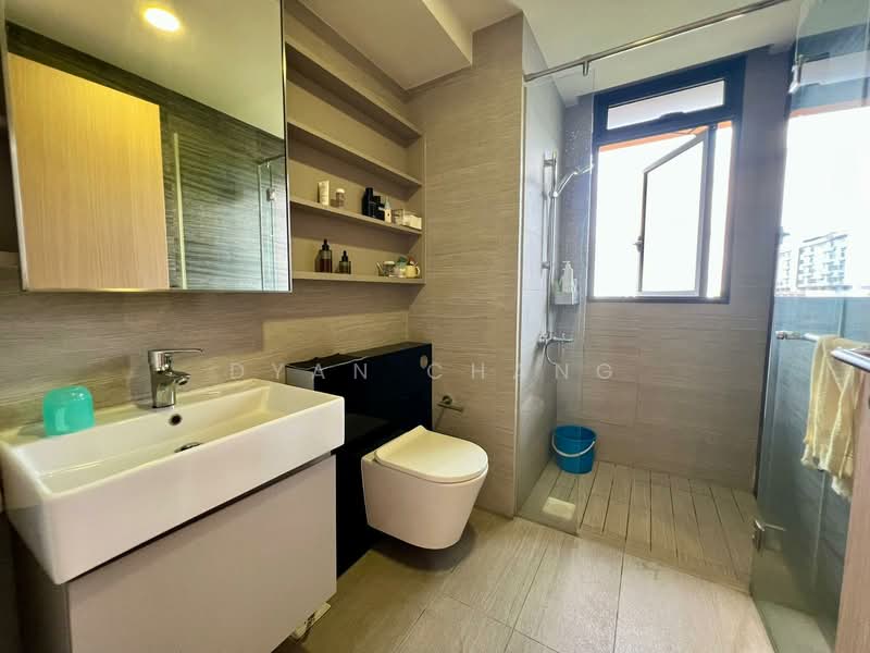 Parc Life, 35 Sembawang Crescent, 3 Bedrooms, 1,109 sqft, Executive Condominium For Sale, by Dyan Chang, 500126259 - Bathroom - PropertyGuru.com.sg