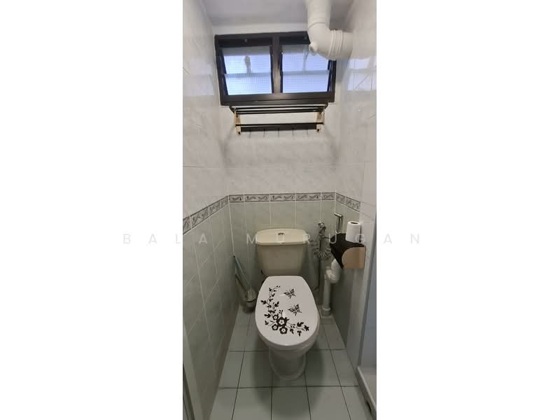 34 Marine Crescent, 34 Marine Crescent, 2 Bedrooms, 635 sqft, HDB Flat For Sale, by Bala Murugan, 500126271 - Bathroom - PropertyGuru.com.sg