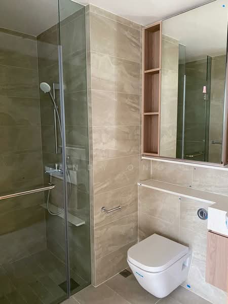 Twin VEW, 91 West Coast Vale, 2 Bedrooms, 732 sqft, Condominium For Sale, by Andy Ong, 500126278 - Bathroom - PropertyGuru.com.sg
