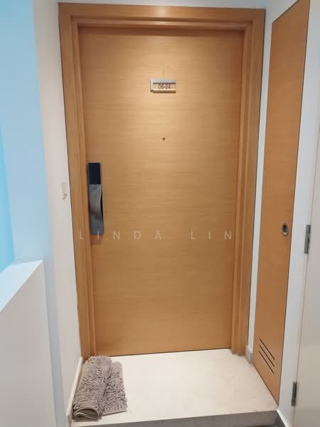 Parc Emily, 9 Mount Emily Road, 3 Bedrooms, 1,206 sqft, Condominium For Rent, by Linda Lin, 500126295 - Entrance - PropertyGuru.com.sg