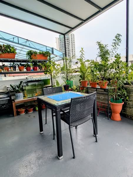 Midview City, 18 Sin Ming Lane, 80 sqft, Light Industrial (B1) For Rent, by Roland Ong, 500126301 - Balcony - CommercialGuru.com.sg