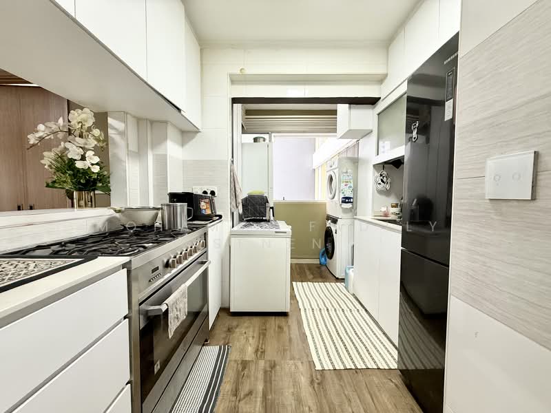 409D Northshore Drive, 409D Northshore Drive, 2 Bedrooms, 721 sqft, HDB Flat For Sale, by Mohamad Fadily Senen, 500126304 - Kitchen - PropertyGuru.com.sg