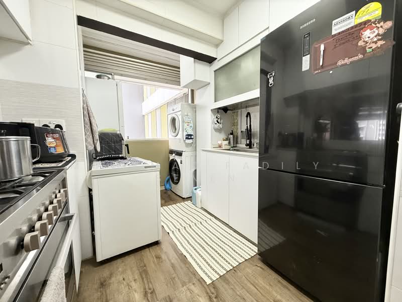 409D Northshore Drive, 409D Northshore Drive, 2 Bedrooms, 721 sqft, HDB Flat For Sale, by Mohamad Fadily Senen, 500126304 - Kitchen - PropertyGuru.com.sg