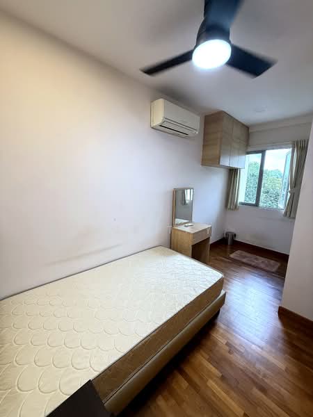 Saint Nicholas View, St. Nicholas View, 5 Bedrooms, 2,000 sqft, Terraced House For Sale, by Joe Tay, 500126305 - Bedroom - PropertyGuru.com.sg