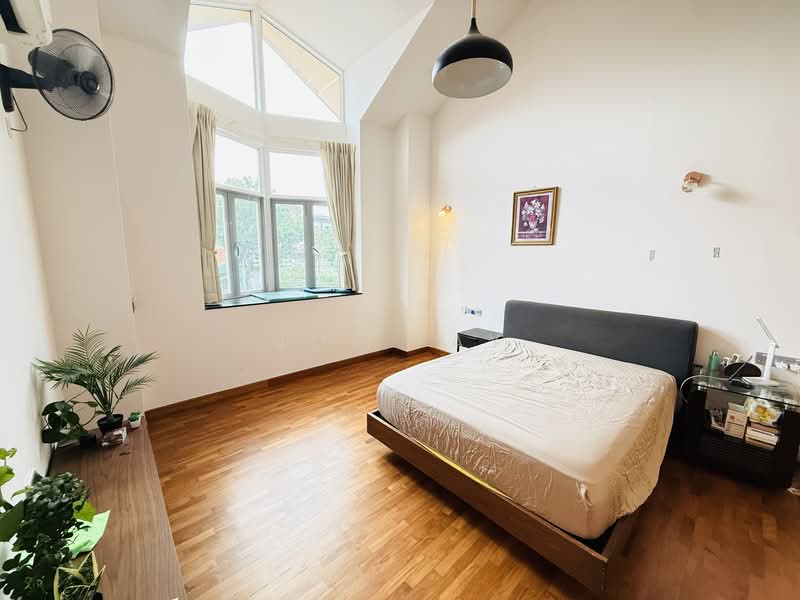 Saint Nicholas View, St. Nicholas View, 5 Bedrooms, 2,000 sqft, Terraced House For Sale, by Joe Tay, 500126305 - Bedroom - PropertyGuru.com.sg