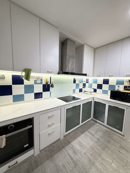 Saint Nicholas View, St. Nicholas View, 5 Bedrooms, 2,000 sqft, Terraced House For Sale, by Joe Tay, 500126305 - Kitchen - PropertyGuru.com.sg