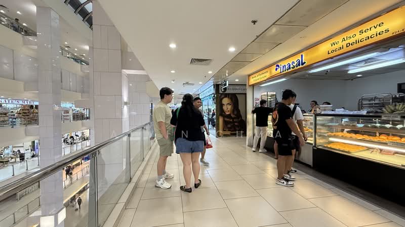 Lucky Plaza, 304 Orchard Road, 110 sqft, Mall Shop For Rent, by Alvin Chua, 500126306 - Interior - CommercialGuru.com.sg