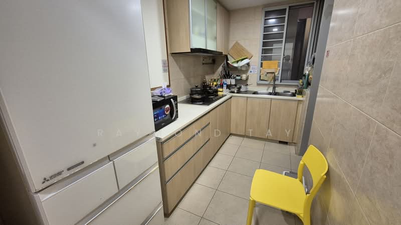 The Lakeshore, 31 Jurong West Street 41, Room Rental, 160 sqft, Condominium For Rent, by Raymond Tay, 500126312 - Kitchen - PropertyGuru.com.sg