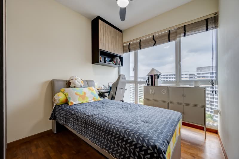 The Tampines Trilliant, 21 Tampines Central 7, 4 Bedrooms, 1,302 sqft, Executive Condominium For Sale, by Lorrain Ng, 500126313 - Bedroom - PropertyGuru.com.sg