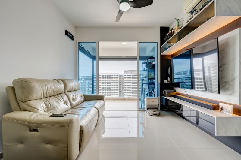 The Tampines Trilliant, 21 Tampines Central 7, 4 Bedrooms, 1,302 sqft, Executive Condominium For Sale, by Lorrain Ng, 500126313 - Living Room - PropertyGuru.com.sg