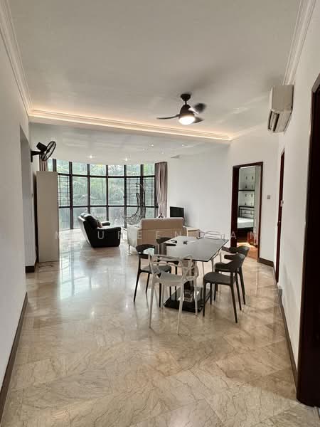 Parc Oasis, 35 Jurong East Avenue 1, 3 Bedrooms, 1,227 sqft, Condominium For Sale, by Maureen Tan, 500126314 - Living Room - PropertyGuru.com.sg