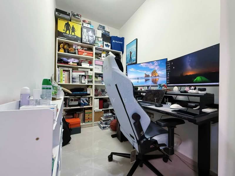 Dairy Farm Residences, 6 Dairy Farm Lane, 2 Bedrooms, 764 sqft, Condominium For Sale, by Tony Yun TH, 500126317 - Study - PropertyGuru.com.sg
