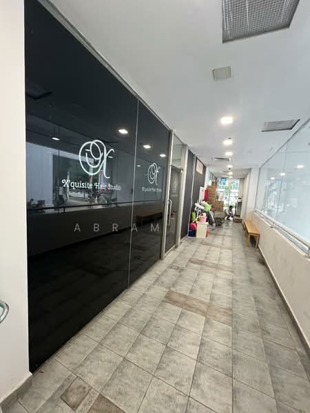 North Bridge Centre, 420 North Bridge Road, 667 sqft, Mall Shop For Rent, by Abram Lee, 500126321 - back access door - CommercialGuru.com.sg