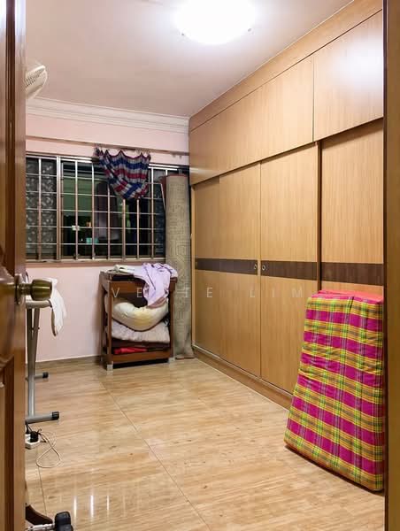 637 Veerasamy Road, 637 Veerasamy Road, 3 Bedrooms, 1,173 sqft, HDB Flat For Sale, by Yvette Lim, 500126325 - Bedroom - PropertyGuru.com.sg