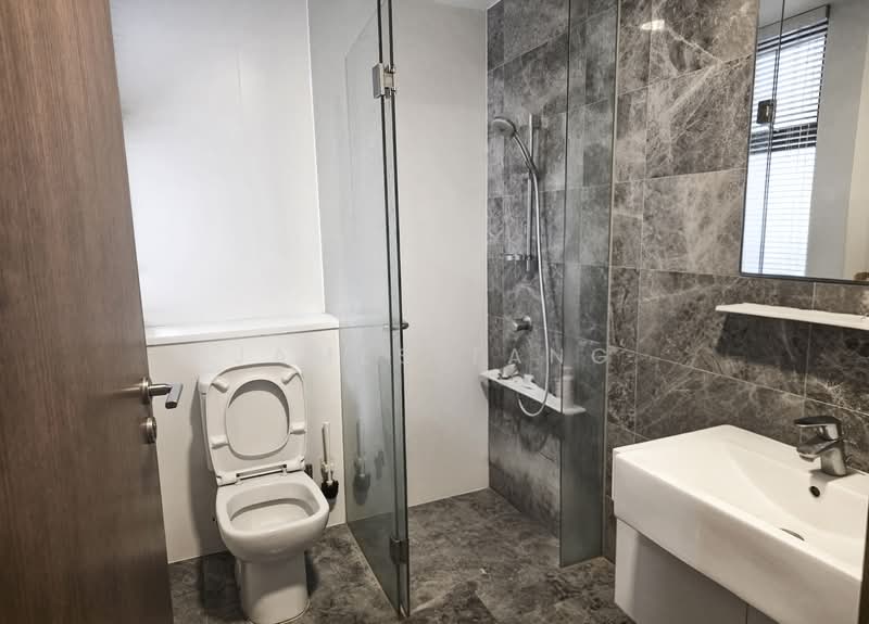 Parc Centros, 80 Punggol Central, 1 Bedroom, 463 sqft, Condominium For Rent, by James Tang, 500126332 - Bathroom - PropertyGuru.com.sg