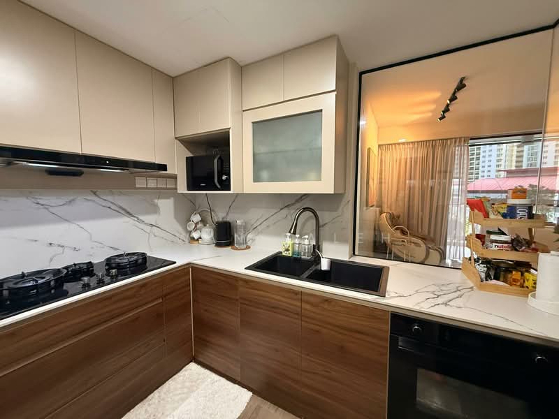 Waterbay, 47A Edgefield Plains, 3 Bedrooms, 1,098 sqft, Executive Condominium For Sale, by Ewan Saleh, 500126333 - Kitchen - PropertyGuru.com.sg