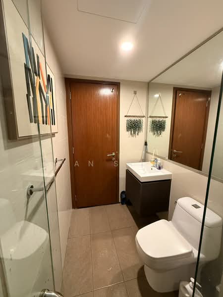 Waterbay, 47A Edgefield Plains, 3 Bedrooms, 1,098 sqft, Executive Condominium For Sale, by Ewan Saleh, 500126333 - Bathroom - PropertyGuru.com.sg