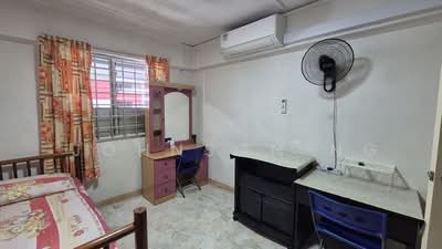 For Rent - 735 Yishun Street 72