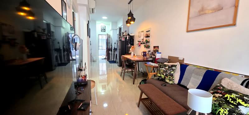 Rezi 35, 20 Lorong 35 Geylang, 2 Bedrooms, 840 sqft, Condominium For Sale, by Aden Aw, 500126345 - Living Room - PropertyGuru.com.sg
