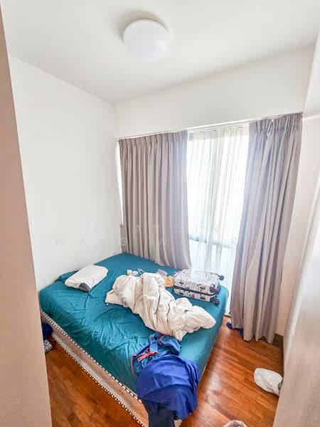 J Gateway, 2 Gateway Drive, 3 Bedrooms, 947 sqft, Condominium For Rent, by Graycin Wang Wei Ru, 500126346 - Bedroom - PropertyGuru.com.sg