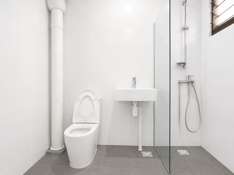 273 Bangkit Road, 273 Bangkit Road, 4 Bedrooms, 1,571 sqft, HDB Flat For Sale, by Ethan Chong, 500126353 - Bathroom - PropertyGuru.com.sg