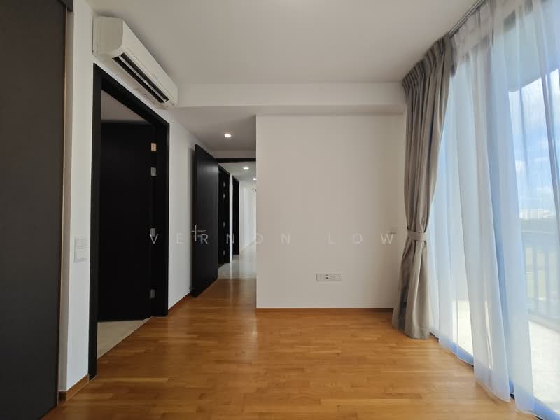 Park Colonial, 2 Woodleigh Lane, 4 Bedrooms, 1,249 sqft, Condominium For Rent, by Vernon Low, 500126356 - Interior - PropertyGuru.com.sg