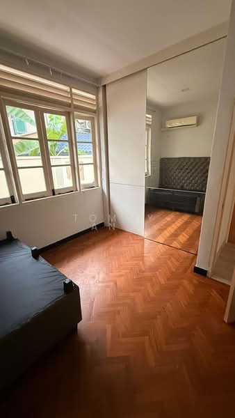 Serangoon Garden Estate, Corfe Place, Room Rental, 300 sqft, Detached House For Rent, by Tommy Ang, 500126361 - Bedroom - PropertyGuru.com.sg