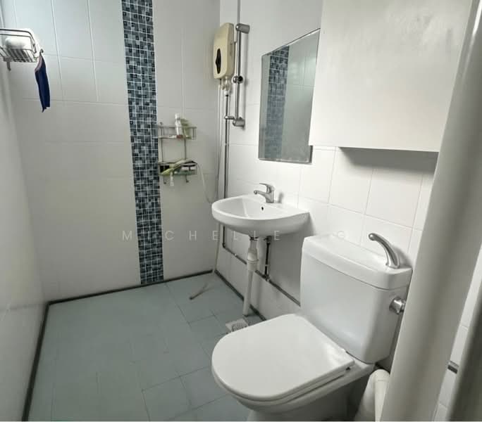 265 Yishun Street 22, 265 Yishun Street 22, 3 Bedrooms, 904 sqft, HDB Flat For Sale, by Michelle Ng, 500126374 - Photo is digitally enhanced and retouched from original. - PropertyGuru.com.sg