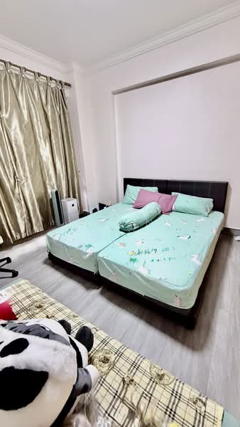 Glendale Park, 21 Hillview Avenue, 3 Bedrooms, 1,270 sqft, Condominium For Rent, by Calin Chong 张雪冰, 500126379 - Bedroom - PropertyGuru.com.sg