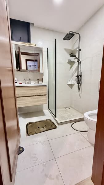 Glendale Park, 21 Hillview Avenue, 3 Bedrooms, 1,270 sqft, Condominium For Rent, by Calin Chong 张雪冰, 500126379 - Bathroom - PropertyGuru.com.sg