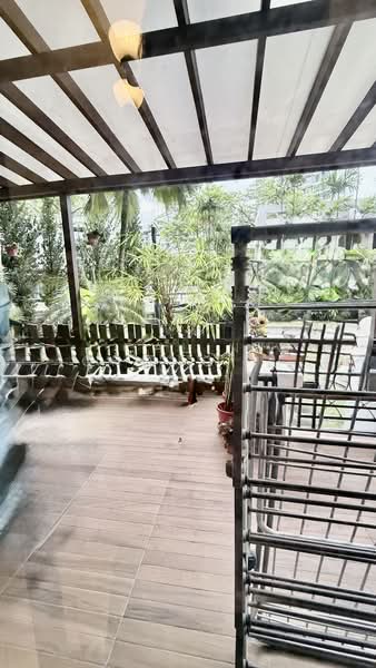 Glendale Park, 21 Hillview Avenue, 3 Bedrooms, 1,270 sqft, Condominium For Rent, by Calin Chong 张雪冰, 500126379 - Balcony - PropertyGuru.com.sg