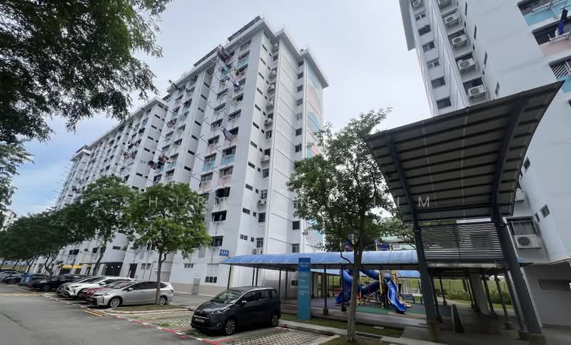 434 Clementi Avenue 3, 434 Clementi Avenue 3, 3 Bedrooms, 979 sqft, HDB Flat For Sale, by Shirlayne Lim, 500126392 - Exterior - PropertyGuru.com.sg