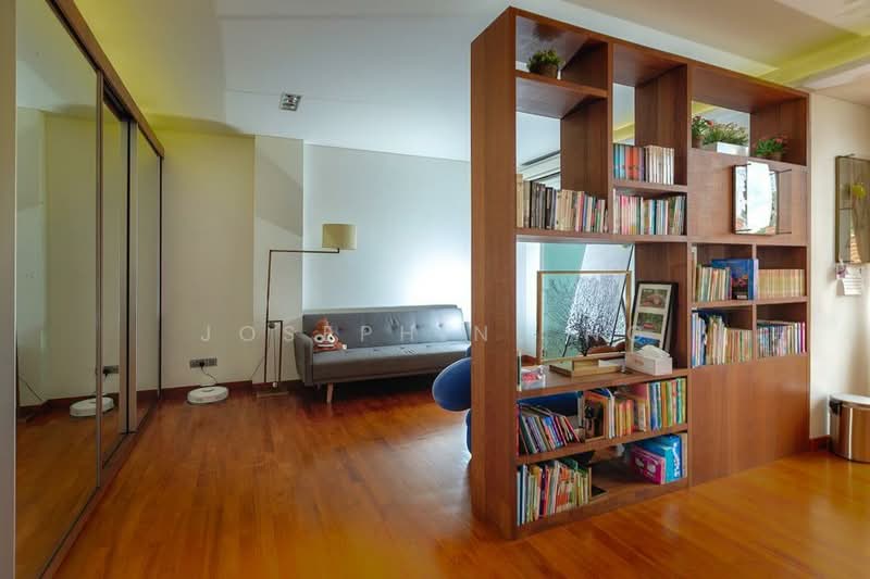 Jalan Ishak, Kembangan enclave, Jalan Ishak, 6 Bedrooms, 6,850 sqft, Terraced House For Sale, by Josephine Ng, 500126396 - Living Room - PropertyGuru.com.sg