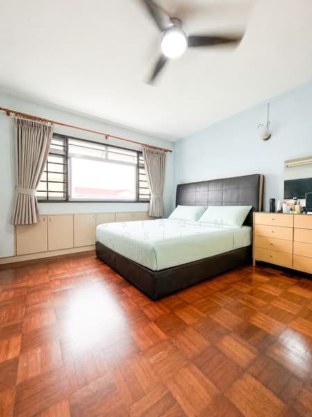 561 Choa Chu Kang North 6, 561 Choa Chu Kang North 6, 4 Bedrooms, 1,571 sqft, HDB Flat For Sale, by Mustaqim Roslie, 500126400 - Bedroom - PropertyGuru.com.sg