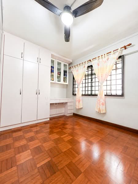 561 Choa Chu Kang North 6, 561 Choa Chu Kang North 6, 4 Bedrooms, 1,571 sqft, HDB Flat For Sale, by Mustaqim Roslie, 500126400 - Study - PropertyGuru.com.sg