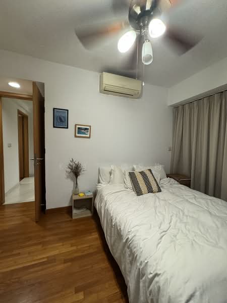 Esta Ruby, 500 Guillimard Road, 2 Bedrooms, 958 sqft, Condominium For Sale, by Kitt 傅凡袀, 500126401 - Bedroom - PropertyGuru.com.sg