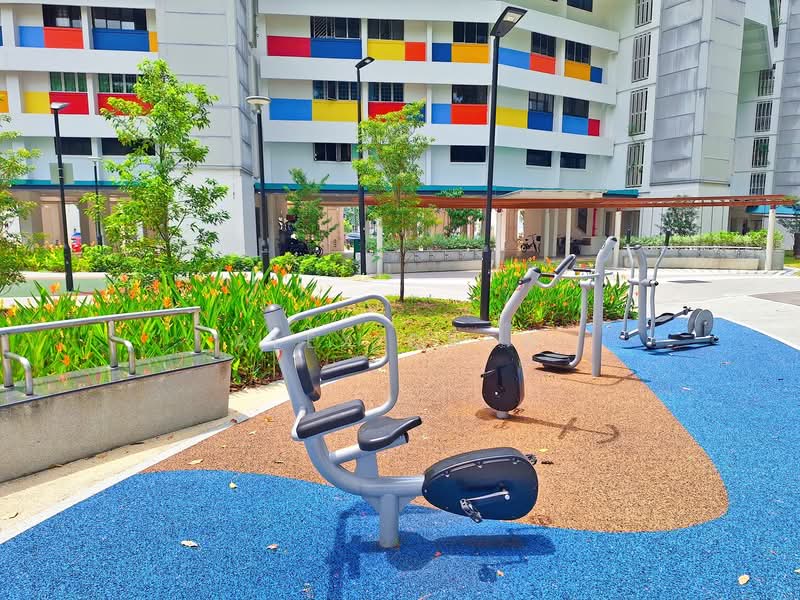 121 Paya Lebar Way, 121 Paya Lebar Way, 3 Bedrooms, 980 sqft, HDB Flat For Sale, by Alex Chew, 500126403 - Fitness Corner - PropertyGuru.com.sg