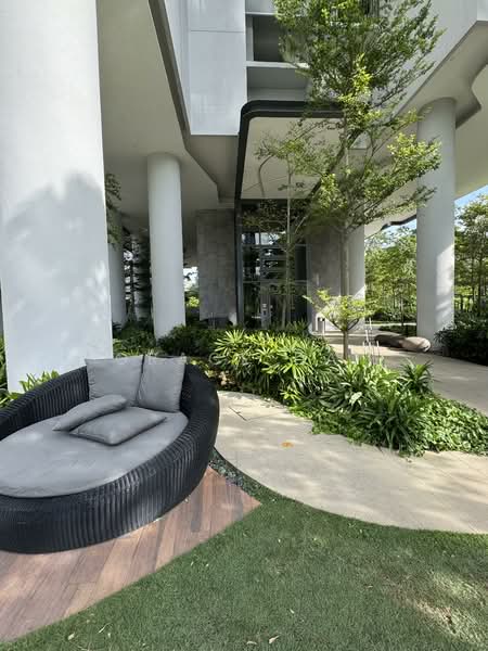 Twin VEW, 93 West Coast Vale, Room Rental, 220 sqft, Condominium For Rent, by Grace Dai, 500126404 - Exterior - PropertyGuru.com.sg