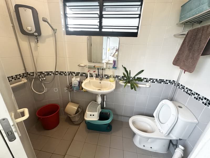 117 Clementi Street 13, 117 Clementi Street 13, 3 Bedrooms, 1,162 sqft, HDB Flat For Sale, by Josephine Sim, 500126405 - Bathroom - PropertyGuru.com.sg
