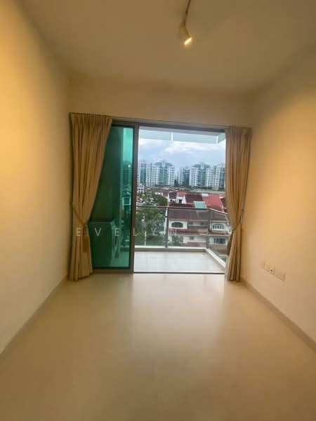 Natura @ Hillview, 18 Hillview Terrace, 3 Bedrooms, 635 sqft, Condominium For Rent, by Evelyn Lo, 500126425 - Balcony - PropertyGuru.com.sg