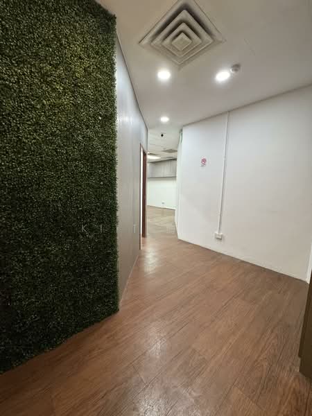 Sultan Plaza, 100 Jalan Sultan, 1,302 sqft, Office For Sale, by Kitt 傅凡袀, 500126429 - Corridor - CommercialGuru.com.sg