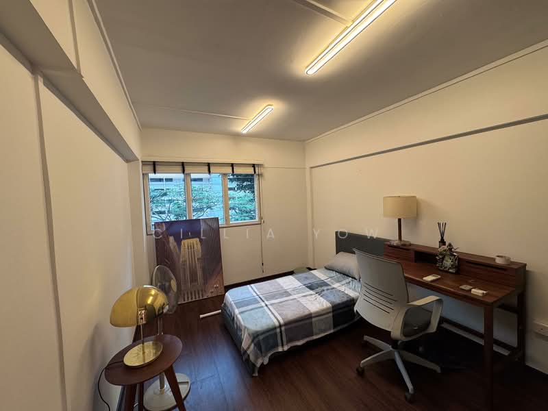 57 Telok Blangah Heights, 57 Telok Blangah Heights, 2 Bedrooms, 978 sqft, HDB Flat For Sale, by Cillia Yow, 500126431 - Common Bedroom - PropertyGuru.com.sg