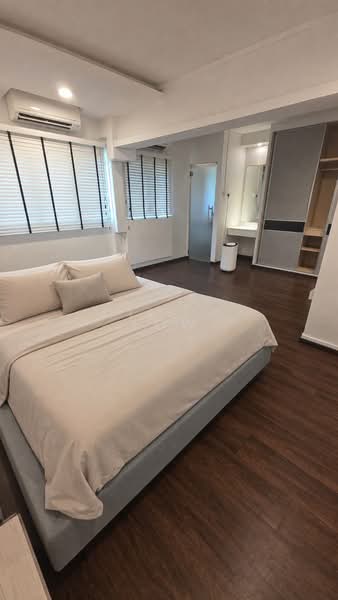 57 Telok Blangah Heights, 57 Telok Blangah Heights, 2 Bedrooms, 978 sqft, HDB Flat For Sale, by Cillia Yow, 500126431 - Master Bedroom - PropertyGuru.com.sg