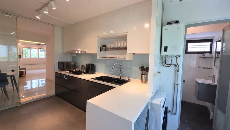57 Telok Blangah Heights, 57 Telok Blangah Heights, 2 Bedrooms, 978 sqft, HDB Flat For Sale, by Cillia Yow, 500126431 - Kitchen - PropertyGuru.com.sg