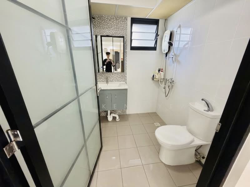 115A Alkaff Crescent, 115A Alkaff Crescent, 3 Bedrooms, 1,001 sqft, HDB Flat For Sale, by Goh Keng Yew, 500126441 - Bathroom - PropertyGuru.com.sg