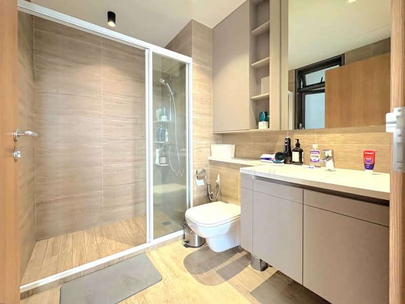 Rivercove Residences EC, 20 Anchorvale Ln, 3 Bedrooms, 958 sqft, Condominium For Rent, by Shawn Loh, 500126442 - Bathroom - PropertyGuru.com.sg