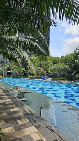Gem Residences, 3 Lorong 5 Toa Payoh, Studio, 320 sqft, Condominium For Rent, by Tan Koon Peng, 500126449 - Pool - PropertyGuru.com.sg