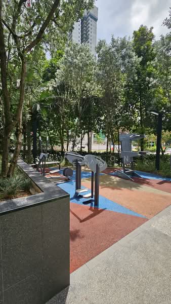 Gem Residences, 3 Lorong 5 Toa Payoh, Studio, 320 sqft, Condominium For Rent, by Tan Koon Peng, 500126449 - Outside exercise area - PropertyGuru.com.sg