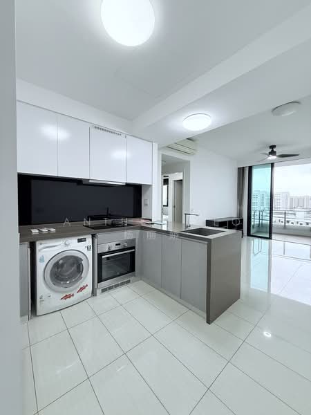 Sky Green, 568 Macpherson Green, 2 Bedrooms, 797 sqft, Condominium For Sale, by Anthea Yeo 杨丽娇, 500126452 - Kitchen - PropertyGuru.com.sg