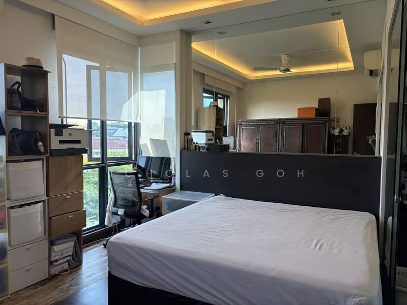 Tanglin View, 150 Prince Charles Crescent, 3 Bedrooms, 1,249 sqft, Condominium For Sale, by Nicholas Goh, 500126461 - Master Bedroom - PropertyGuru.com.sg